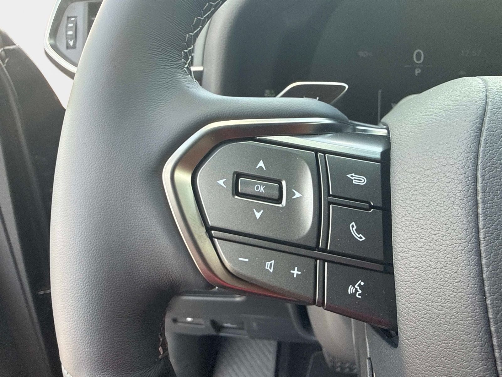 2026 Lexus LX 700h Luxury