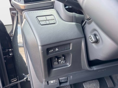 2026 Lexus LX 700h Luxury