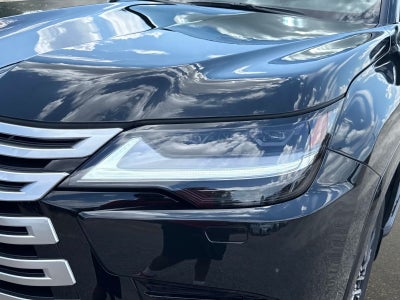 2026 Lexus LX 700h Luxury