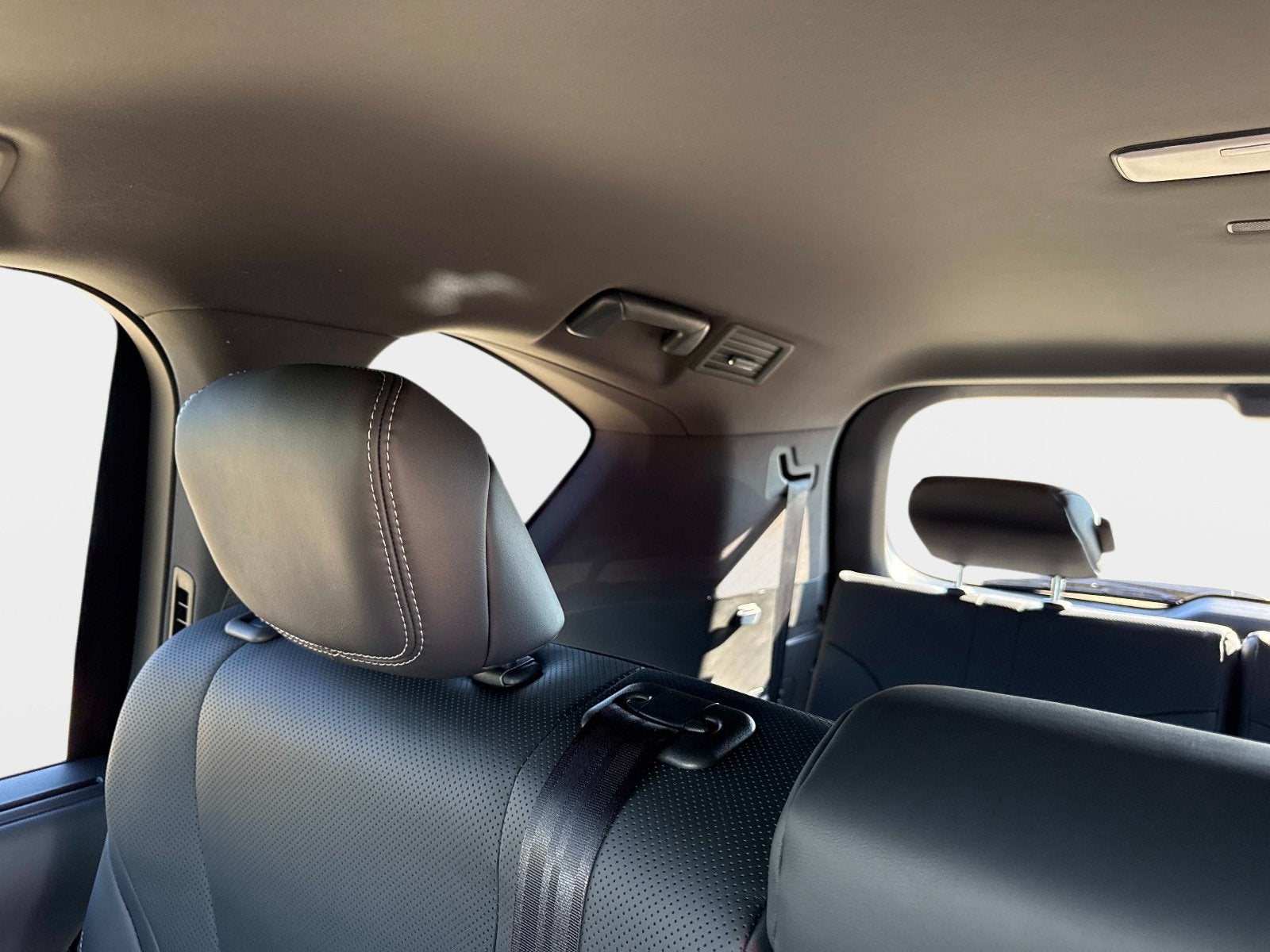 2026 Lexus LX 700h Luxury