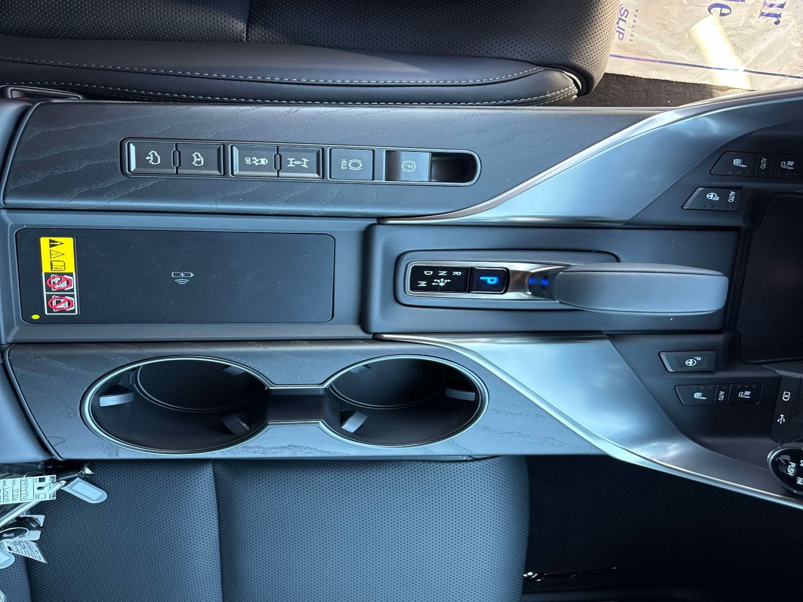 2026 Lexus LX 700h Luxury