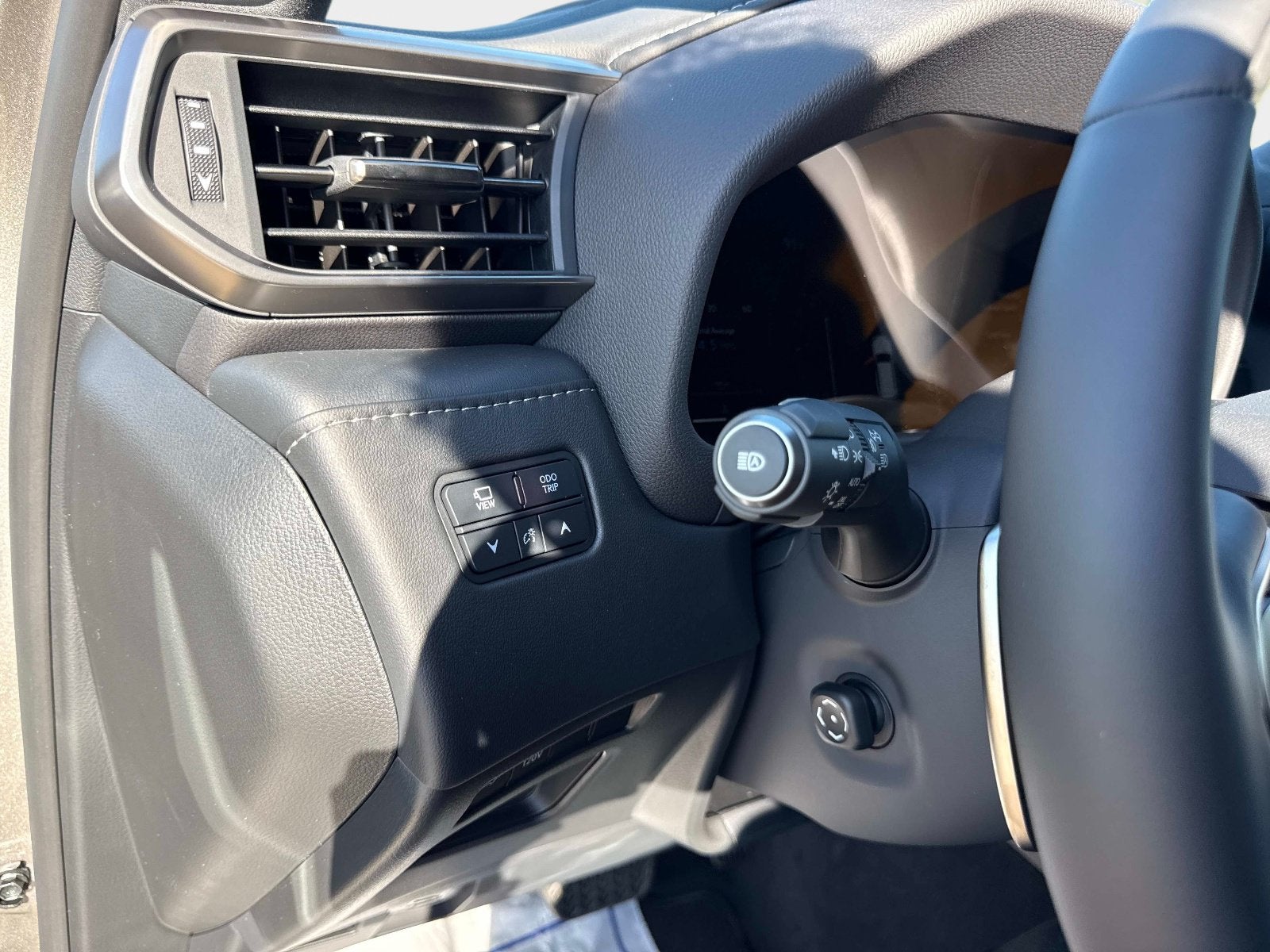 2026 Lexus LX 700h Luxury