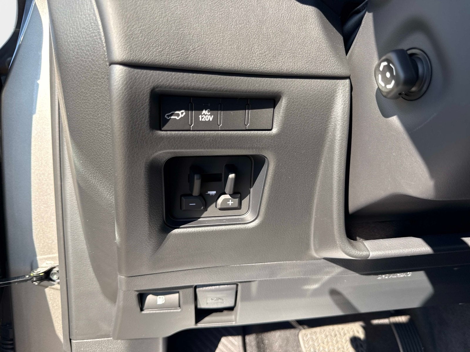 2026 Lexus LX 700h Luxury
