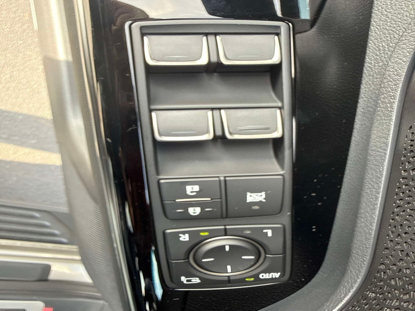 2026 Lexus LX 700h Luxury