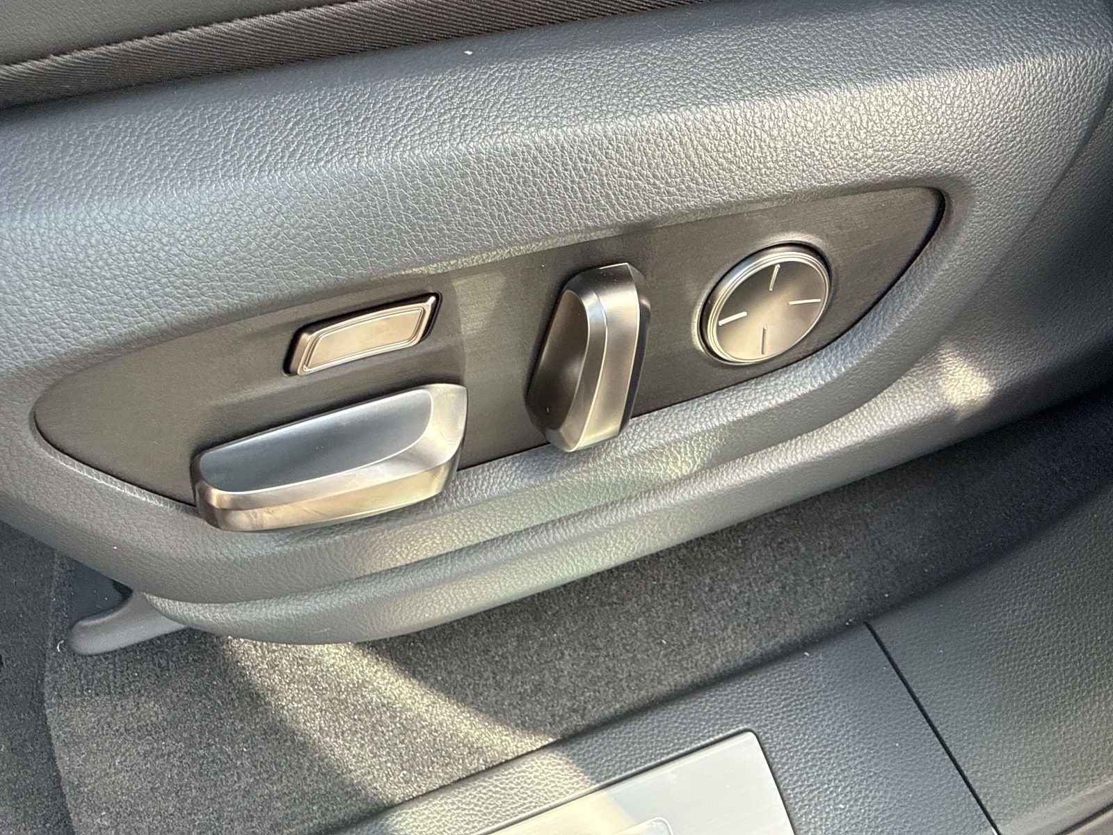 2026 Lexus LX 700h Luxury