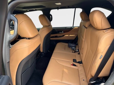 2026 Lexus LX 700h Luxury