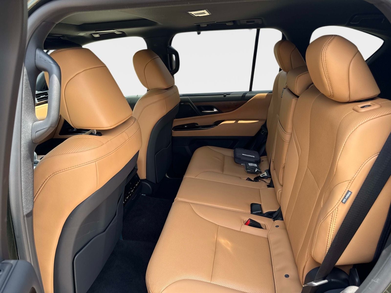 2026 Lexus LX 700h Luxury
