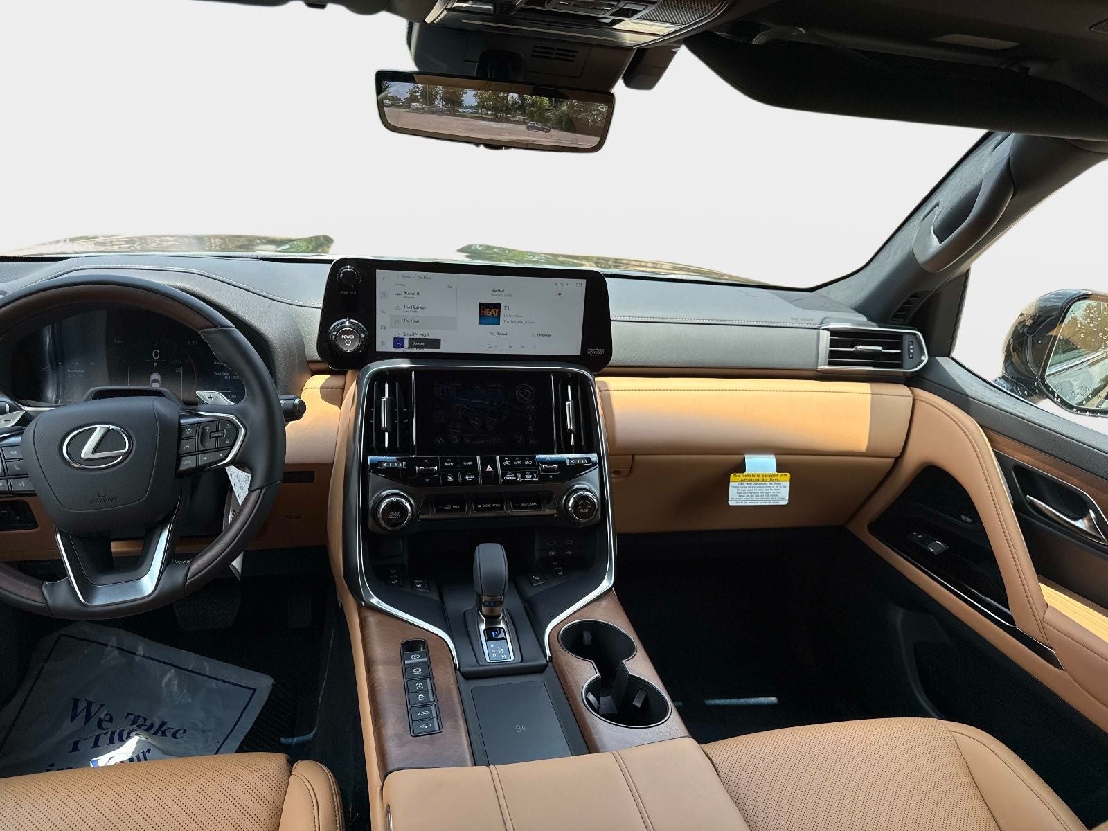 2026 Lexus LX 700h Luxury