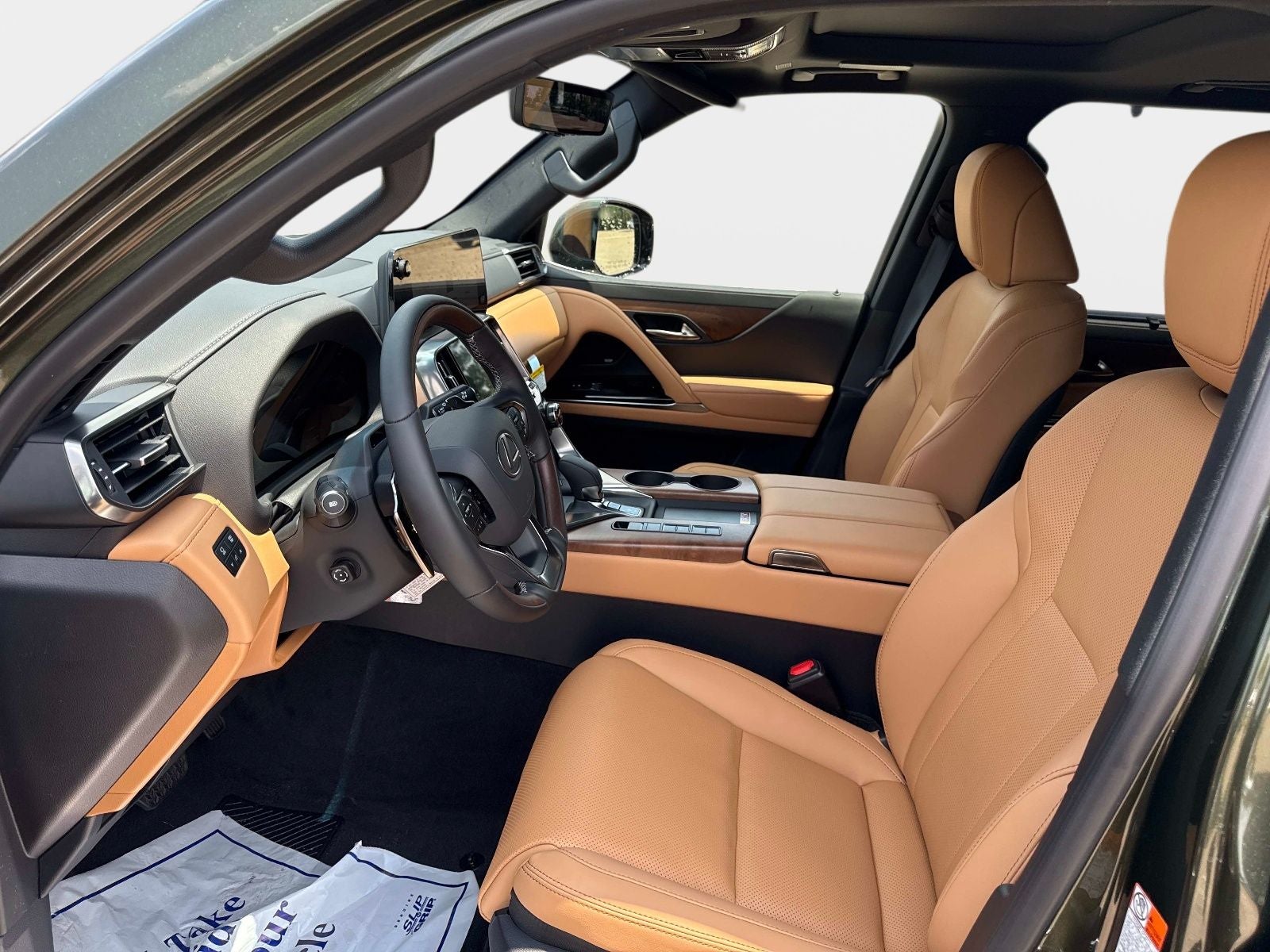 2026 Lexus LX 700h Luxury