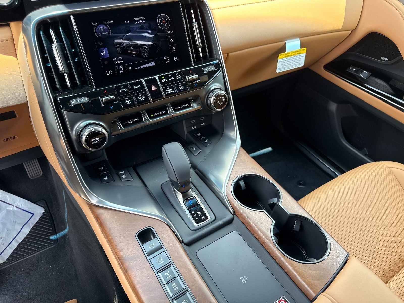2026 Lexus LX 700h Luxury