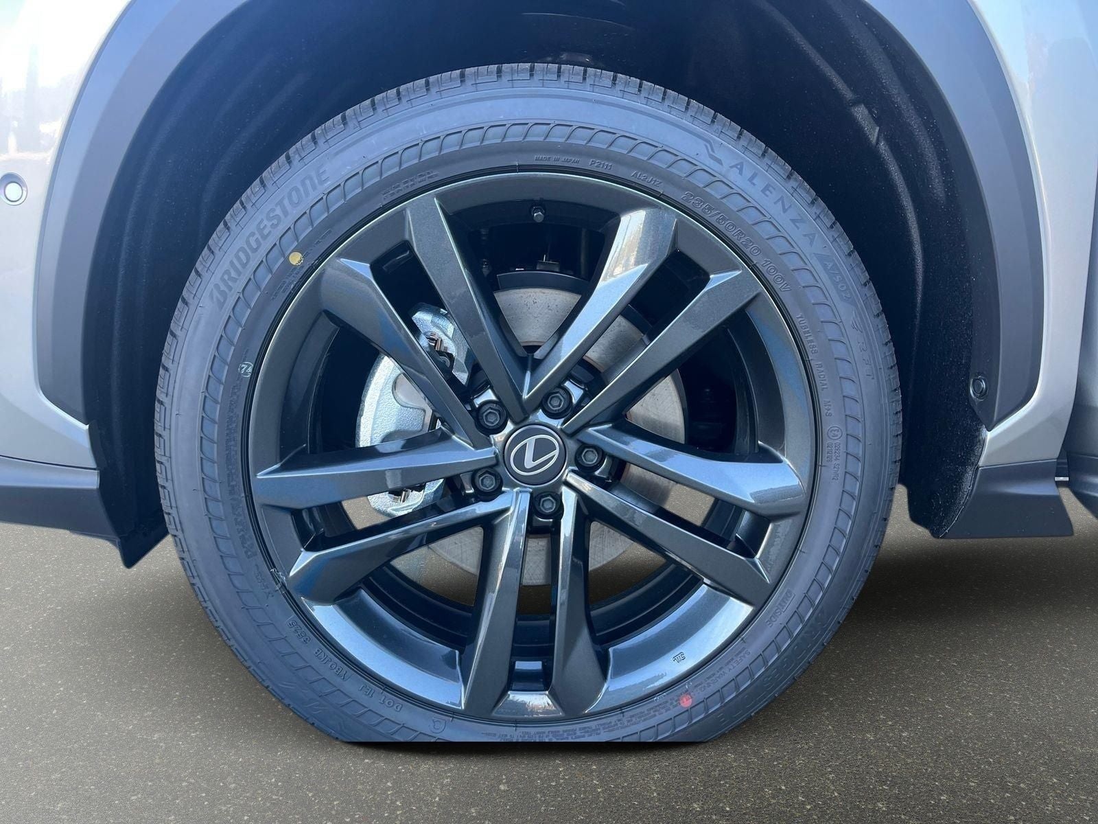 2026 Lexus NX 450h+ Luxury