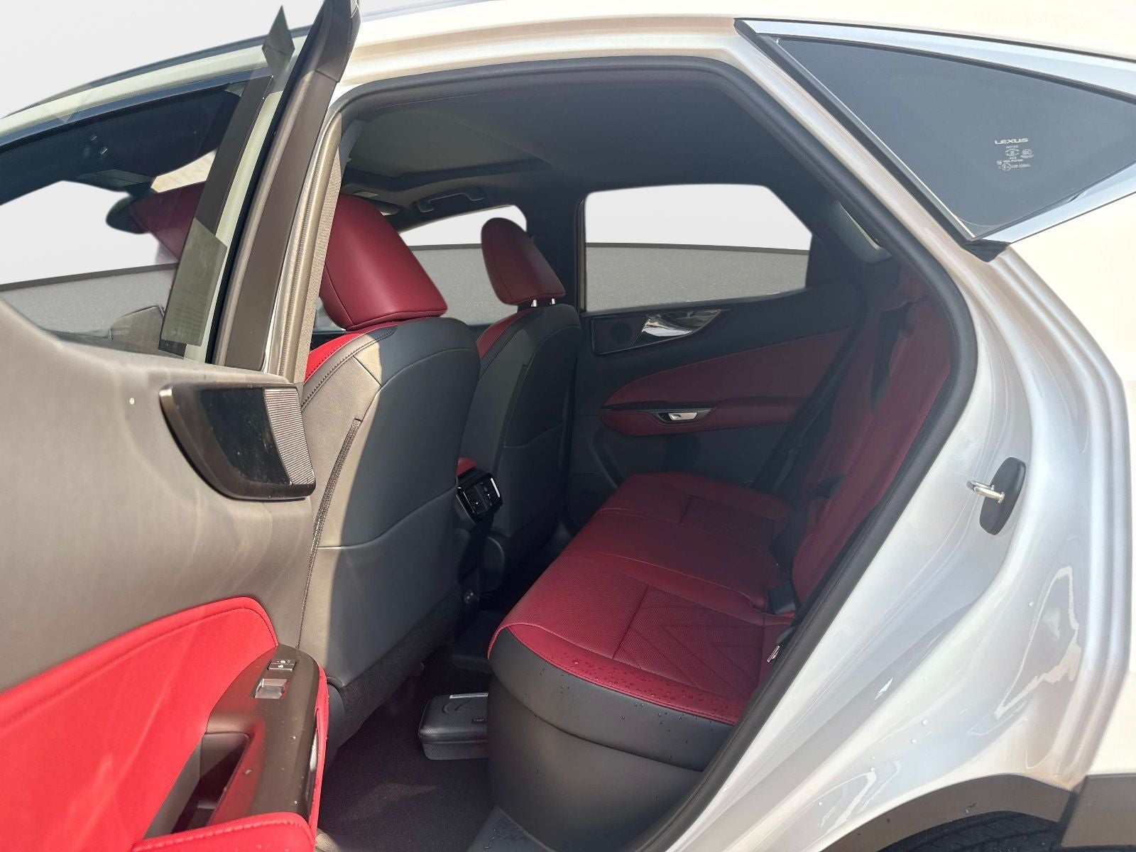 2026 Lexus NX 450h+ Premium