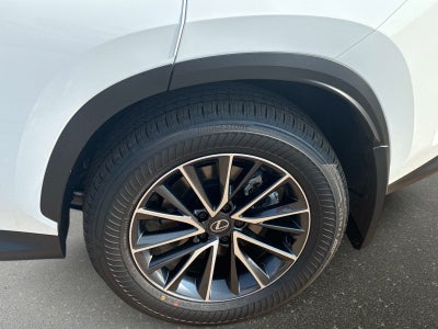 2026 Lexus NX 450h+ Premium