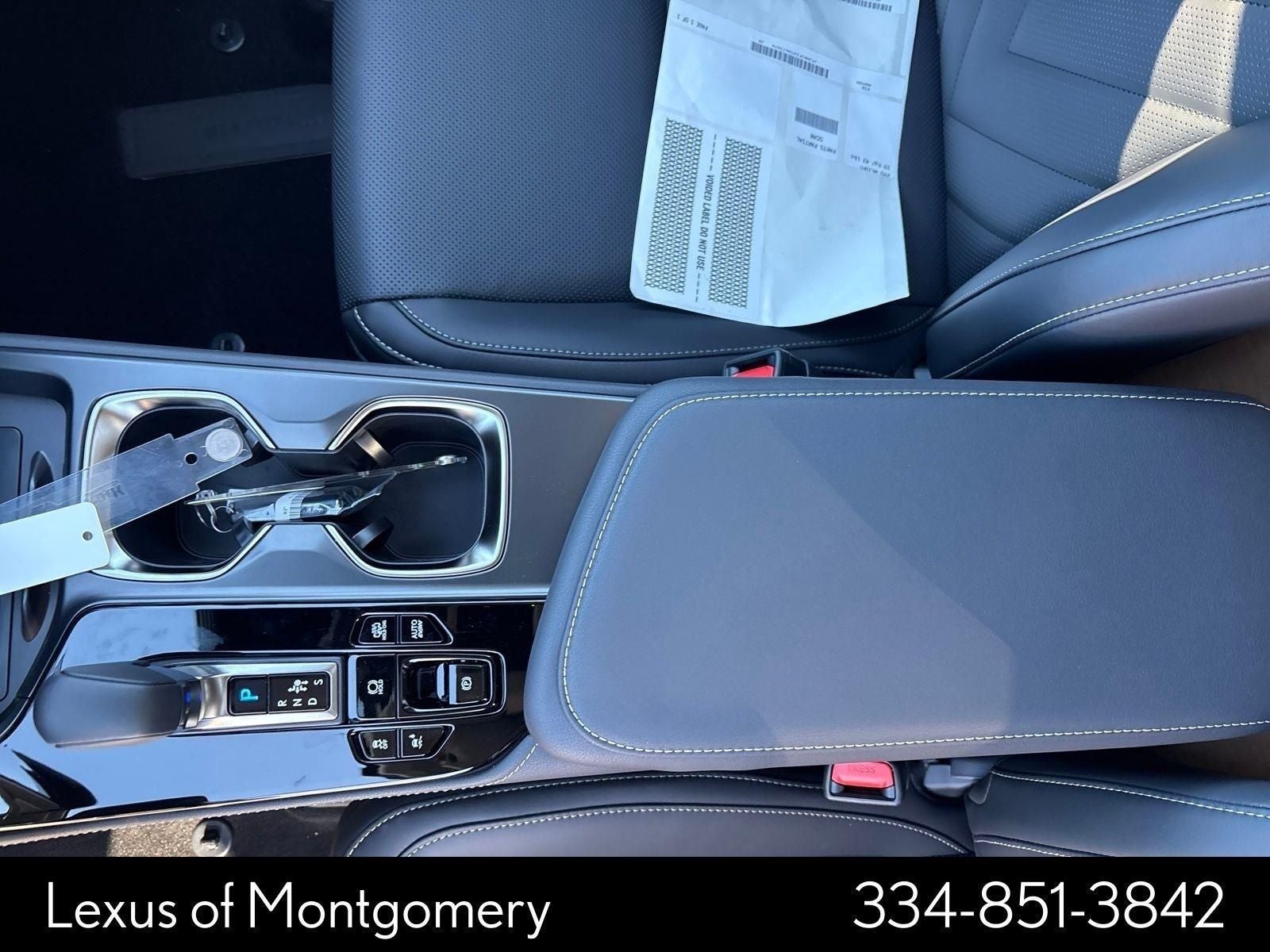 2026 Lexus NX 450h+ Luxury