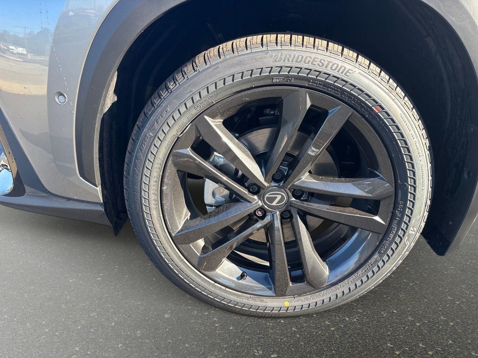 2026 Lexus NX 450h+ Luxury