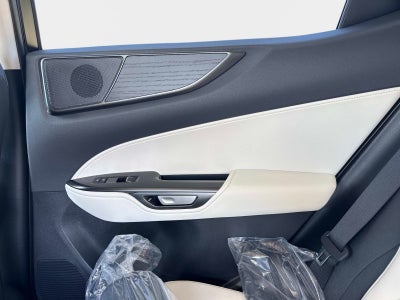 2026 Lexus NX 450h+ Luxury
