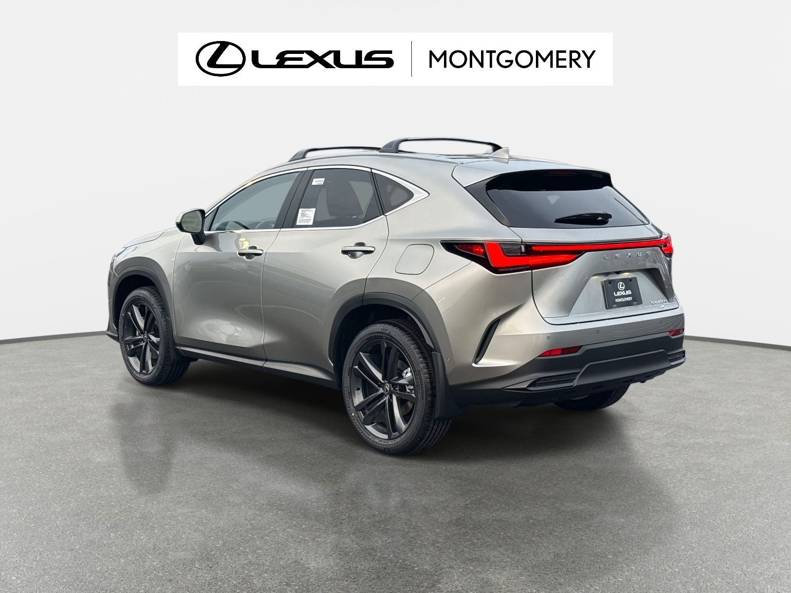 2026 Lexus NX 450h+ Luxury