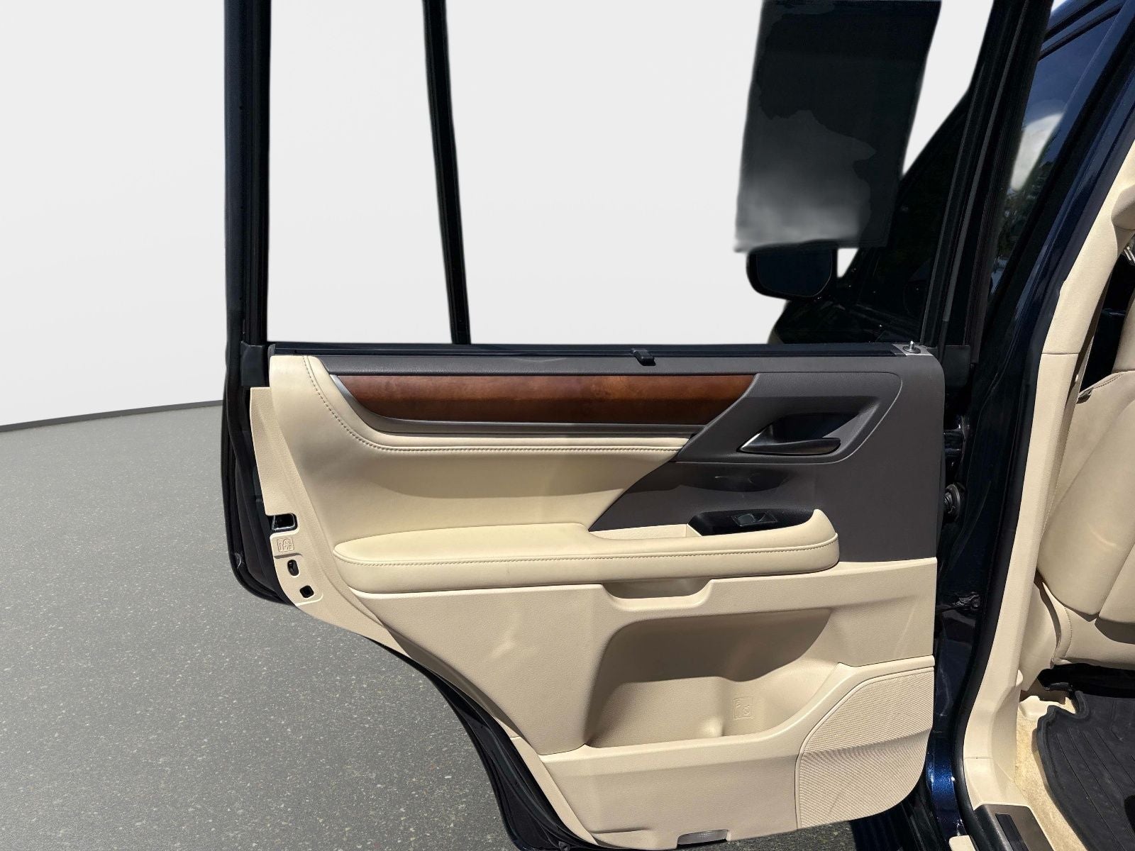 2019 Lexus LX 570