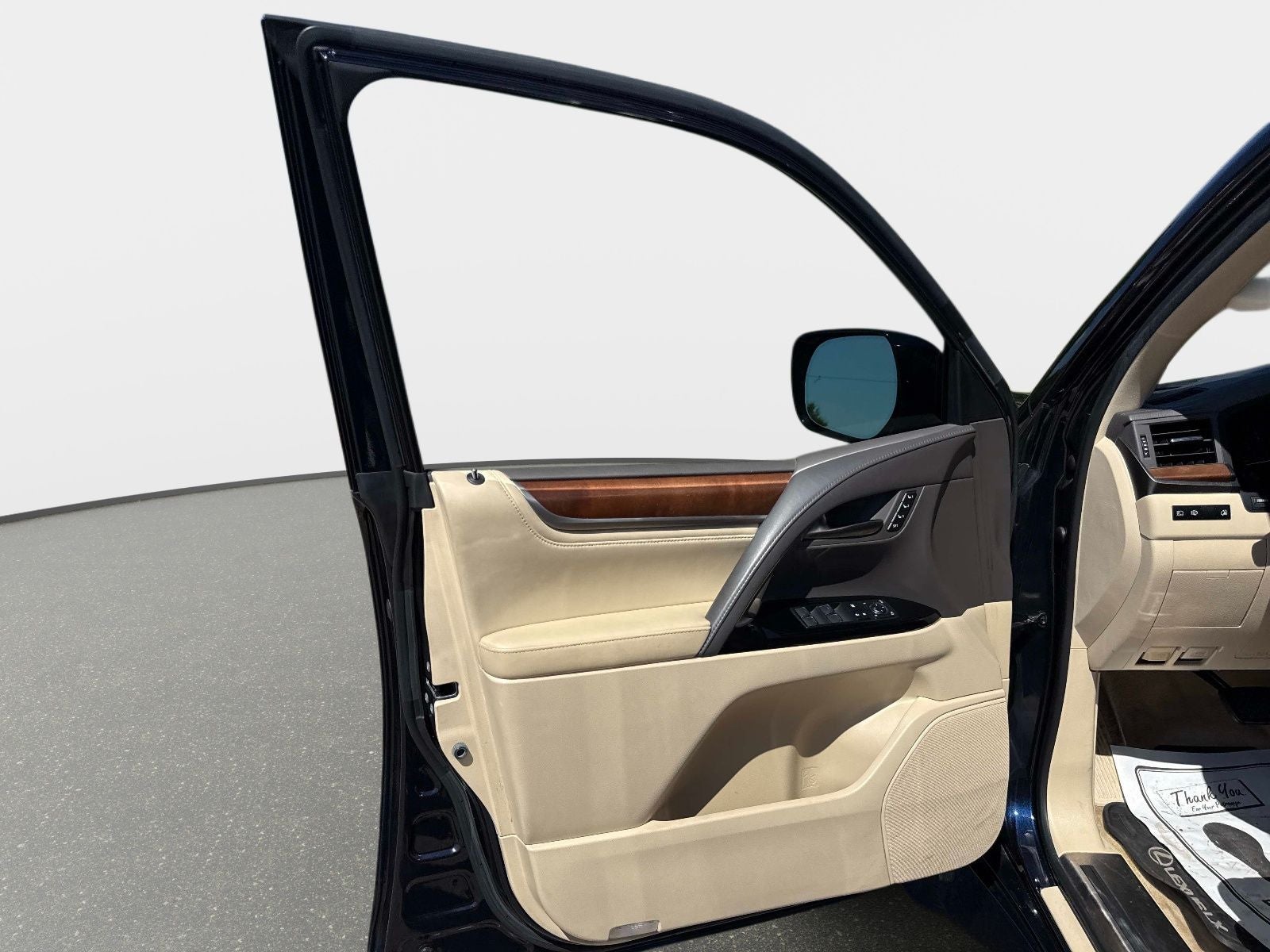 2019 Lexus LX 570