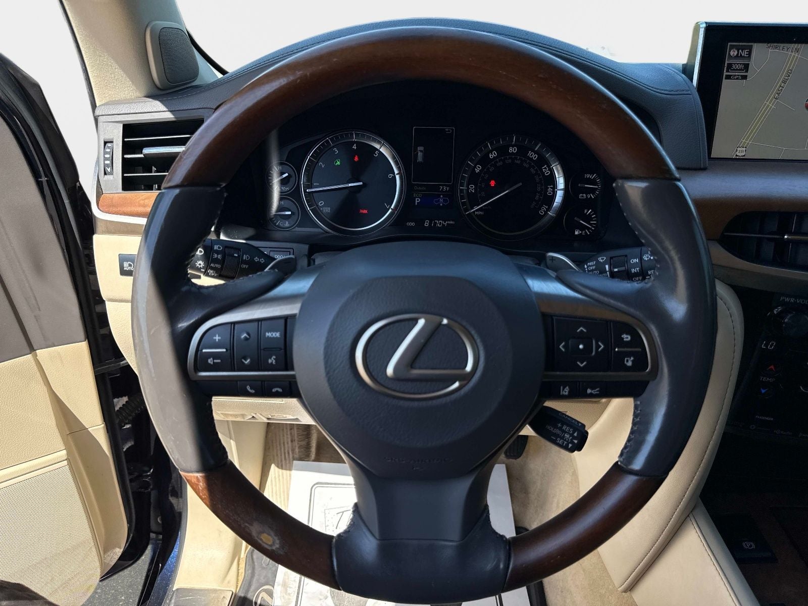 2019 Lexus LX 570
