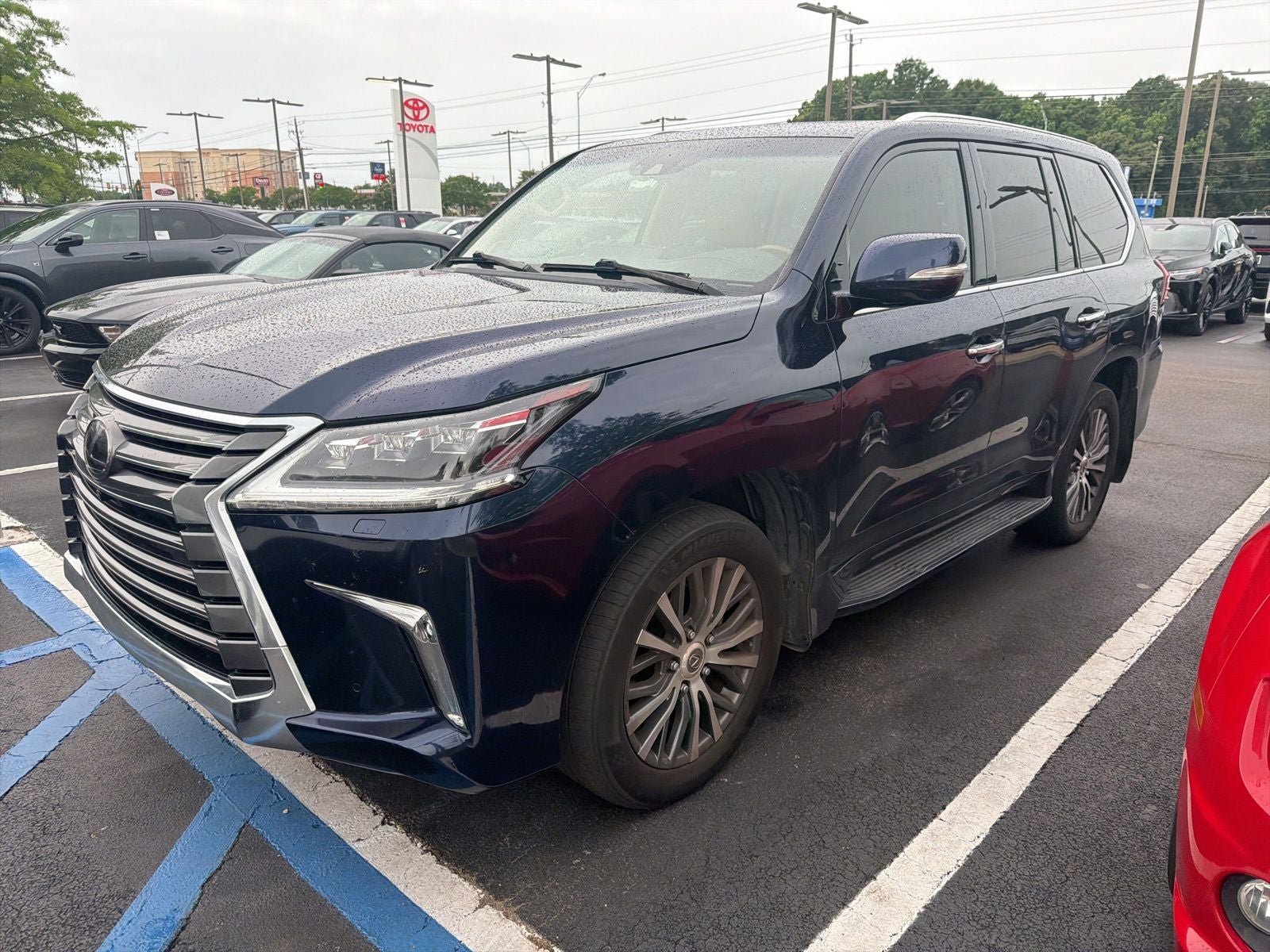 2019 Lexus LX 570