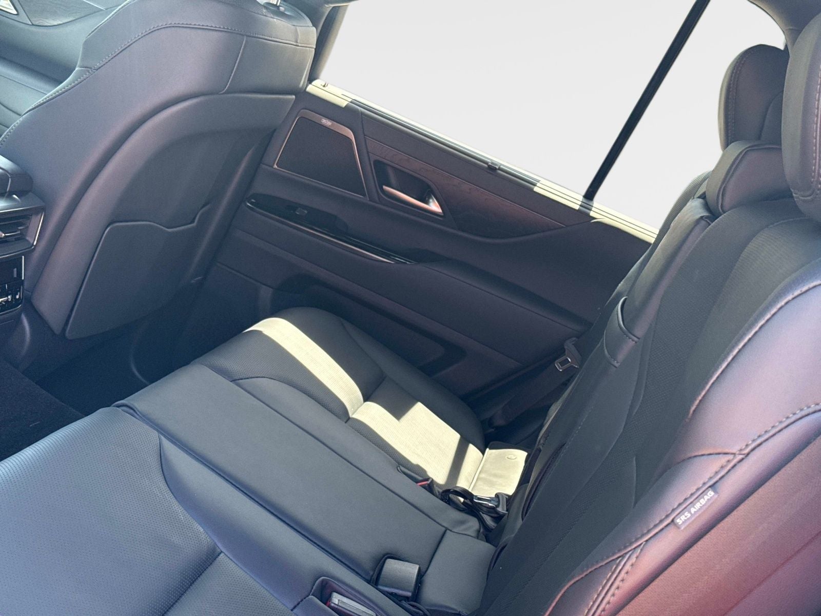 2026 Lexus LX 700h Overtrail