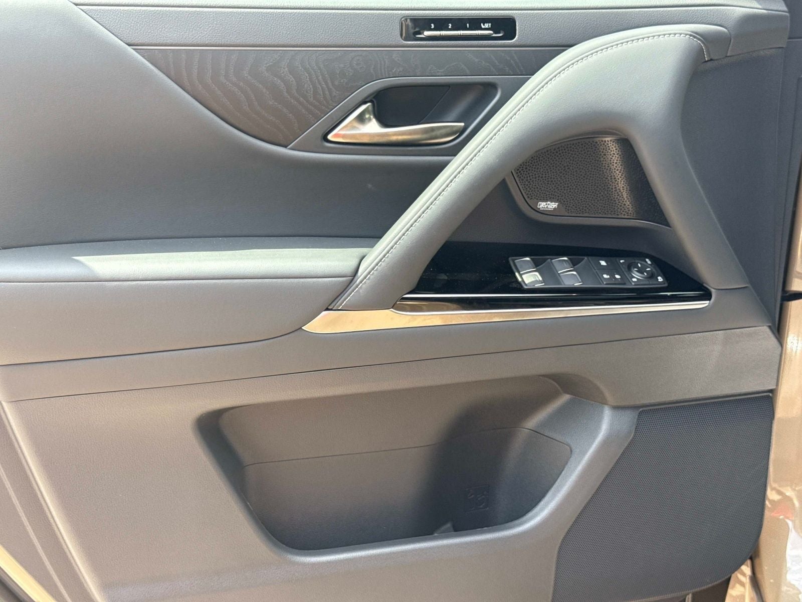2026 Lexus LX 700h Overtrail