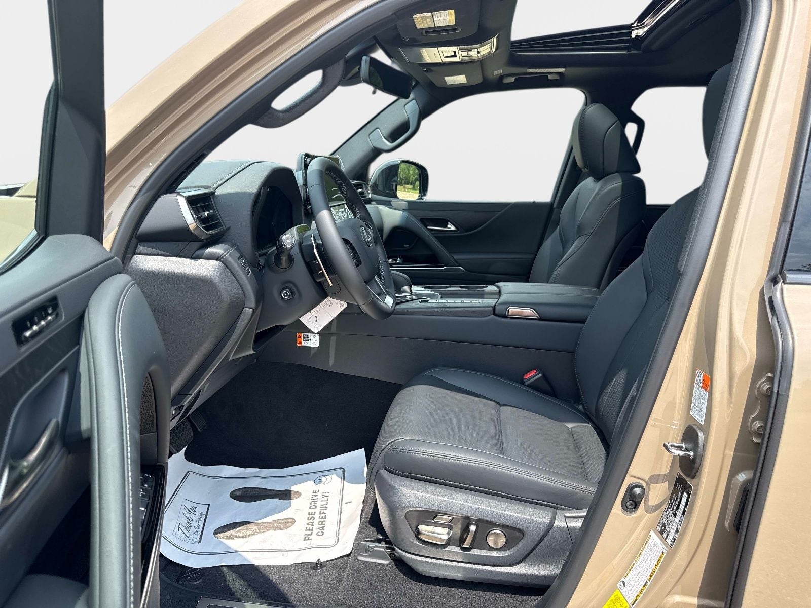 2026 Lexus LX 700h Overtrail