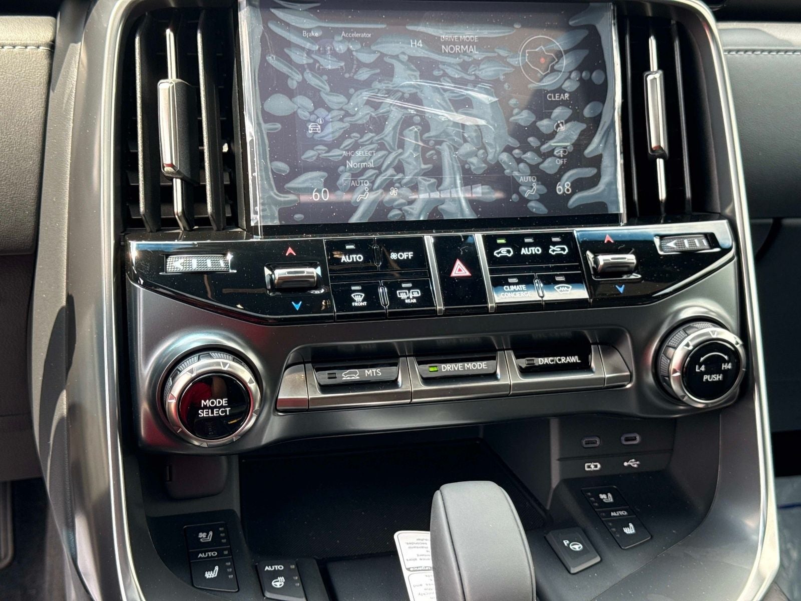 2026 Lexus LX 700h Overtrail