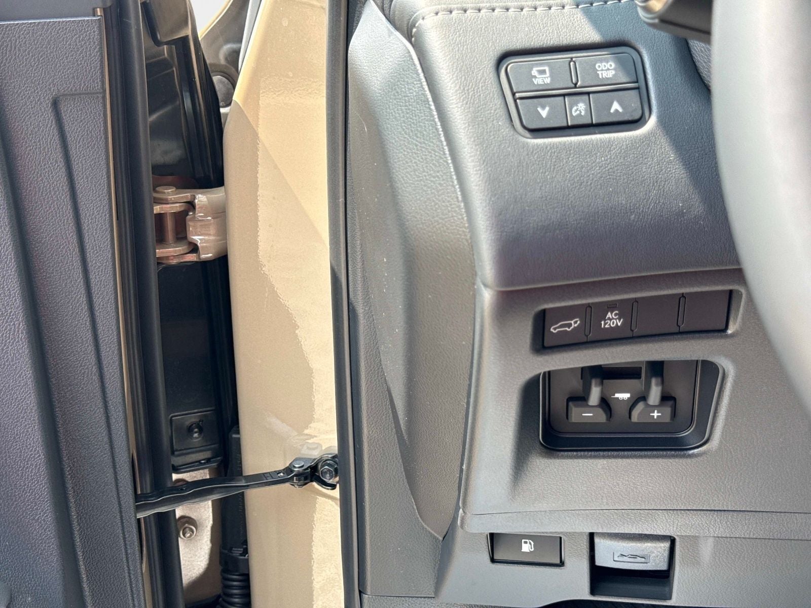 2026 Lexus LX 700h Overtrail