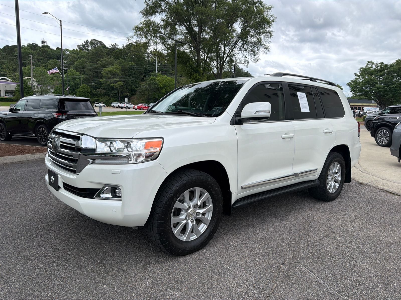 2018 Toyota Land Cruiser Base