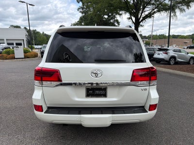 2018 Toyota Land Cruiser Base