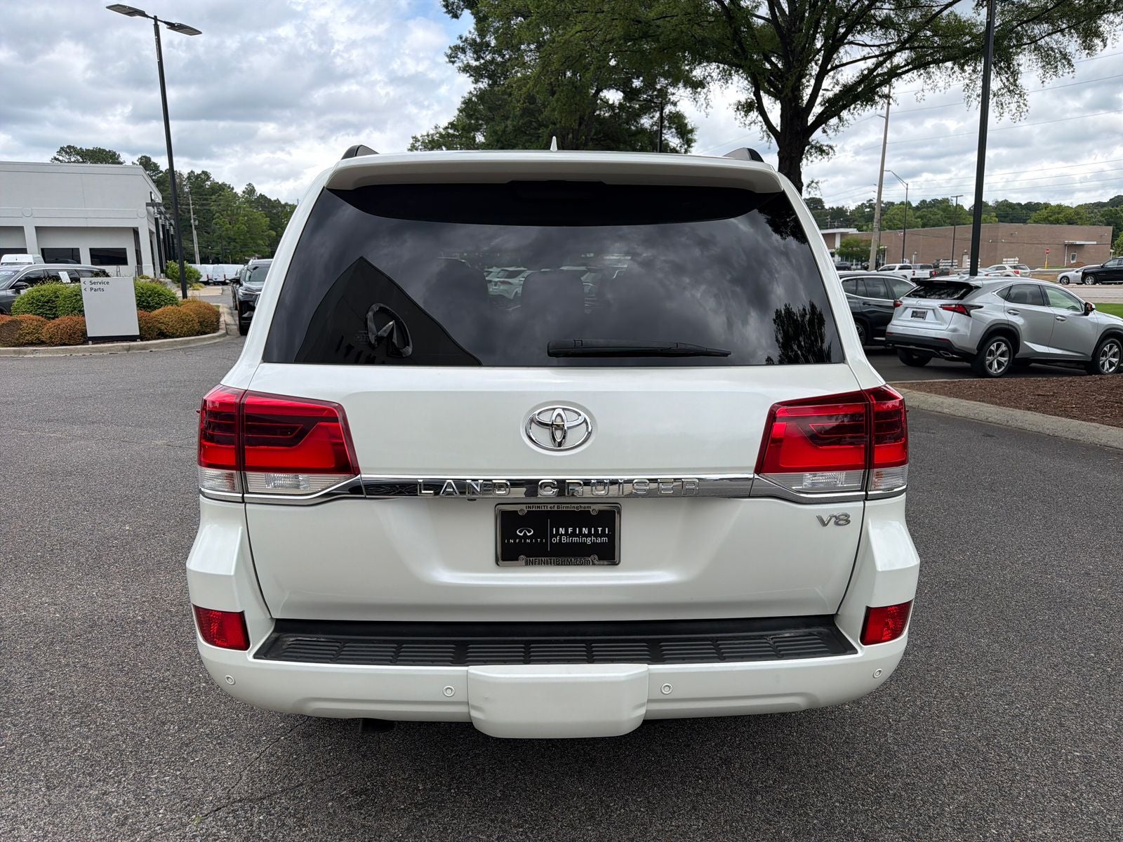 2018 Toyota Land Cruiser Base