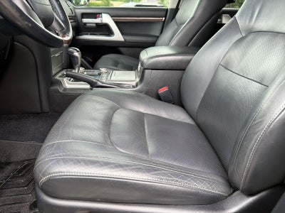2018 Toyota Land Cruiser Base