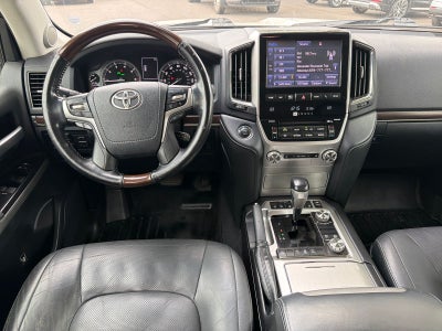 2018 Toyota Land Cruiser Base