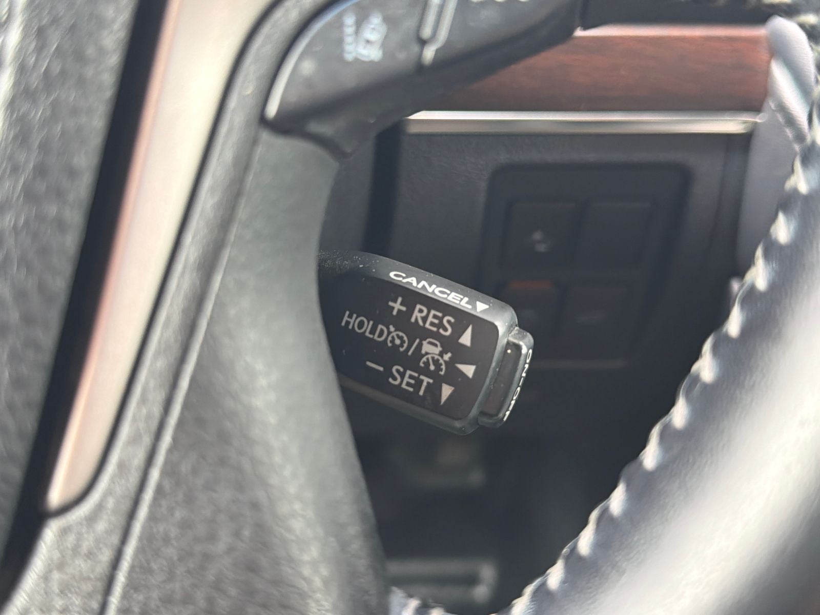 2018 Toyota Land Cruiser Base