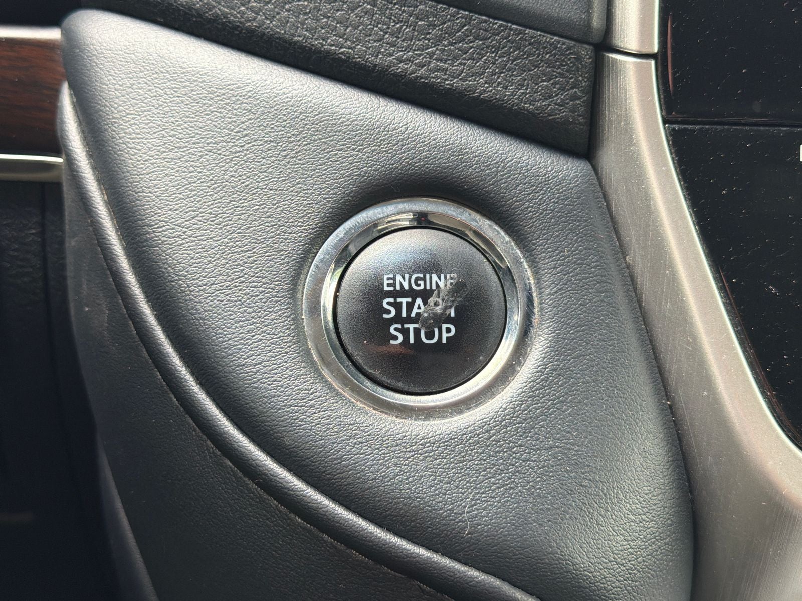 2018 Toyota Land Cruiser Base