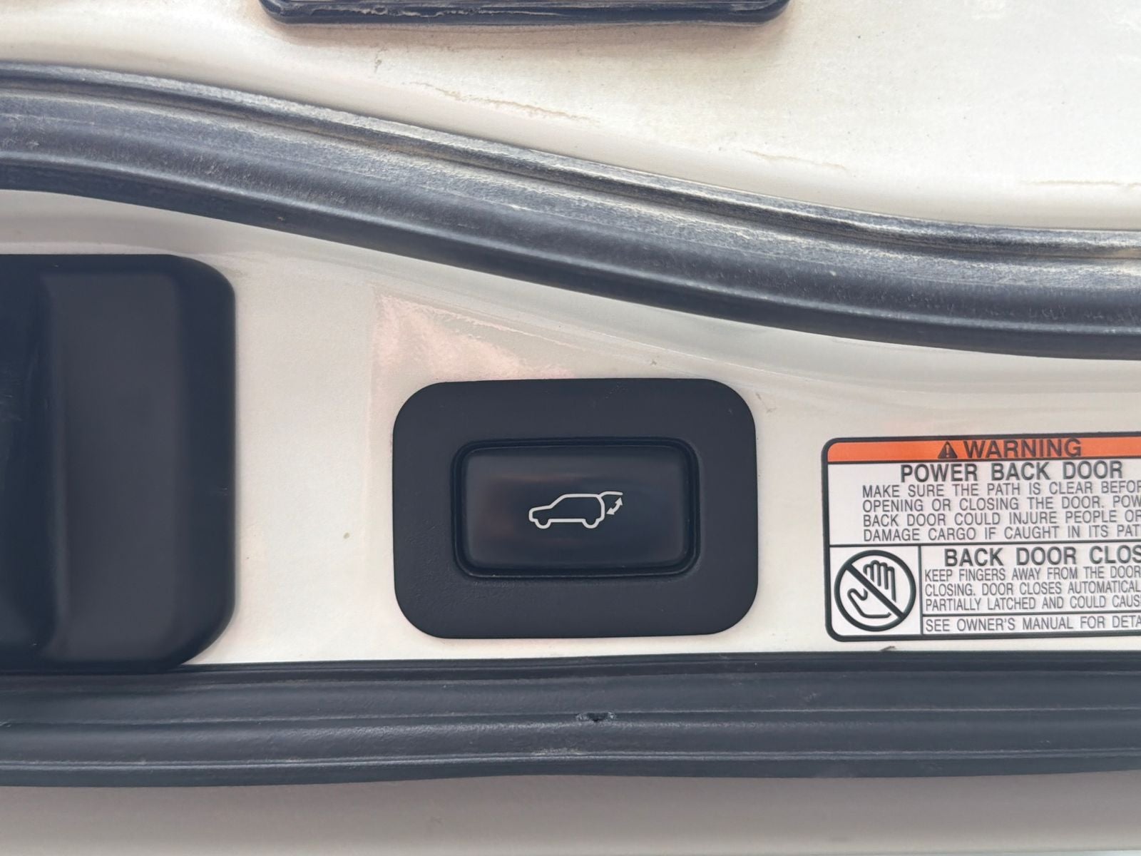2018 Toyota Land Cruiser Base
