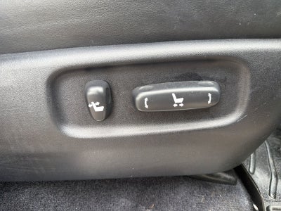 2018 Toyota Land Cruiser Base