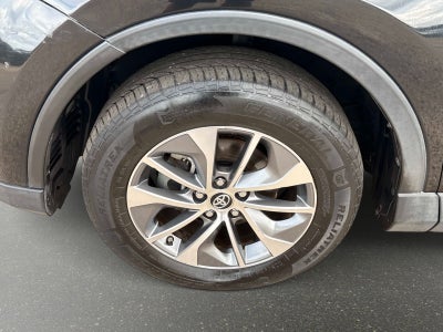 2016 Toyota RAV4 Hybrid XLE