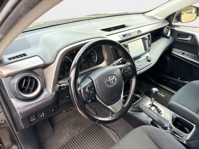 2016 Toyota RAV4 Hybrid XLE