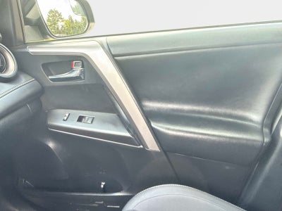 2016 Toyota RAV4 Hybrid XLE