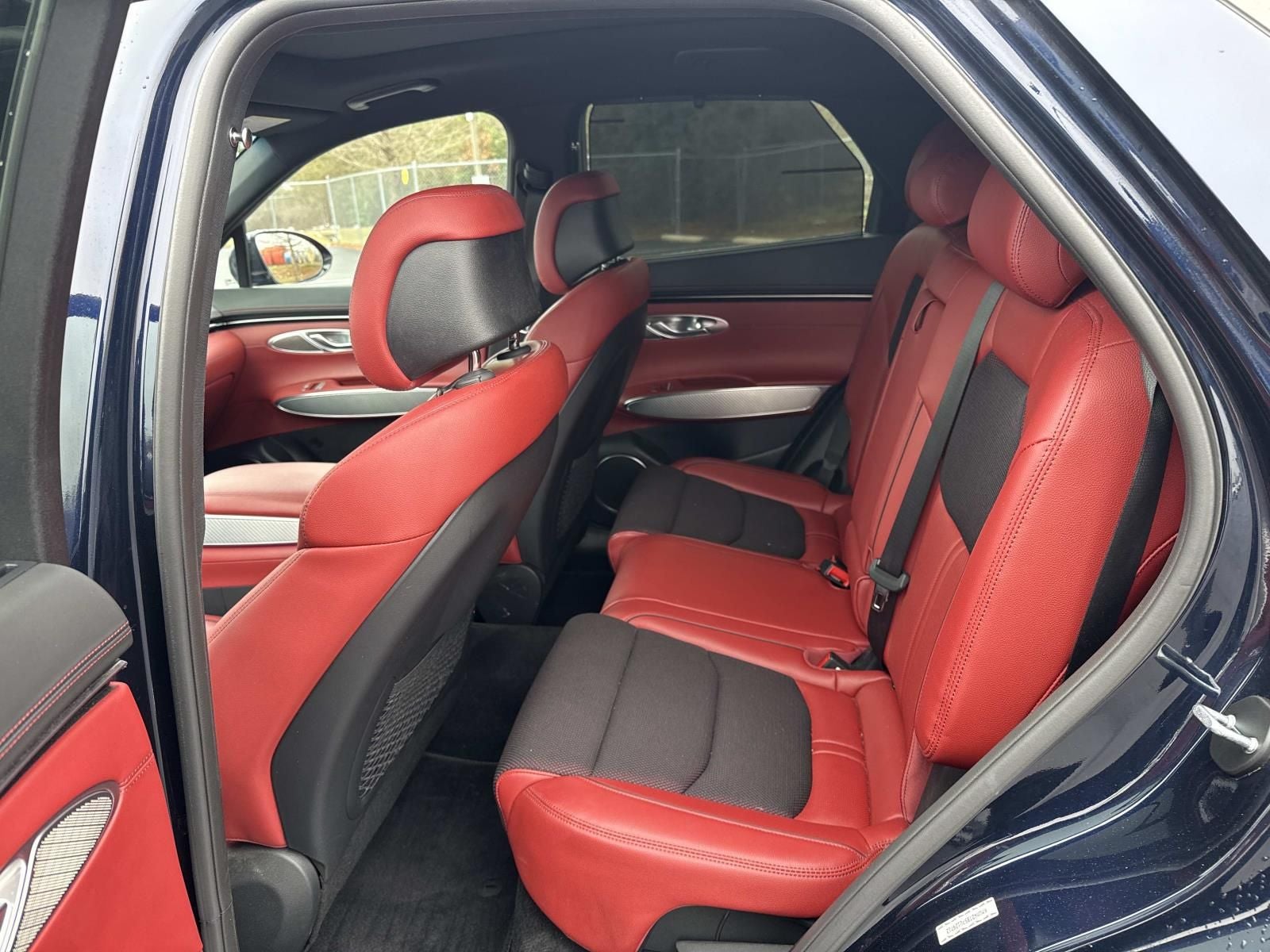 2023 Genesis GV70 2.5T