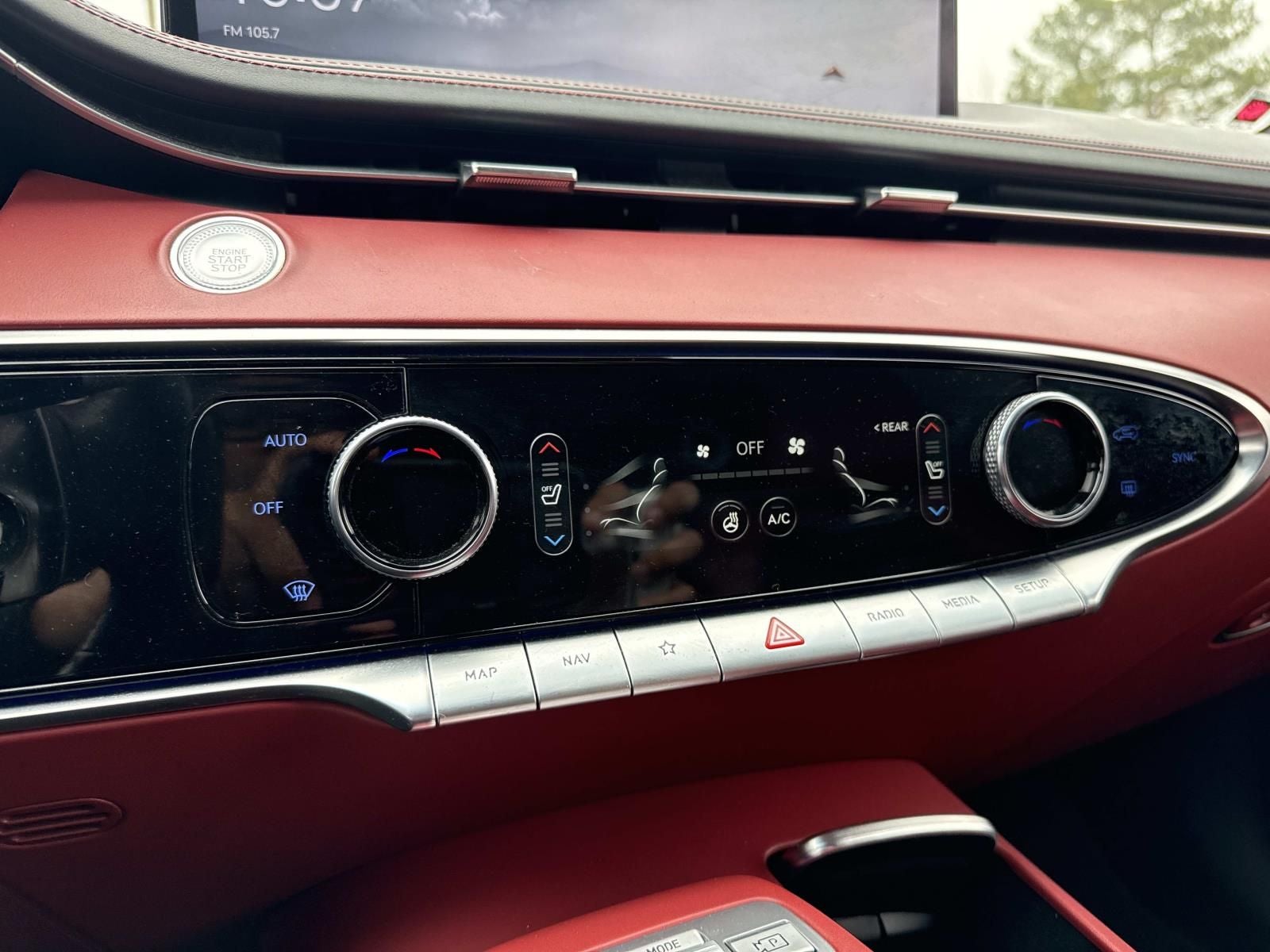 2023 Genesis GV70 2.5T