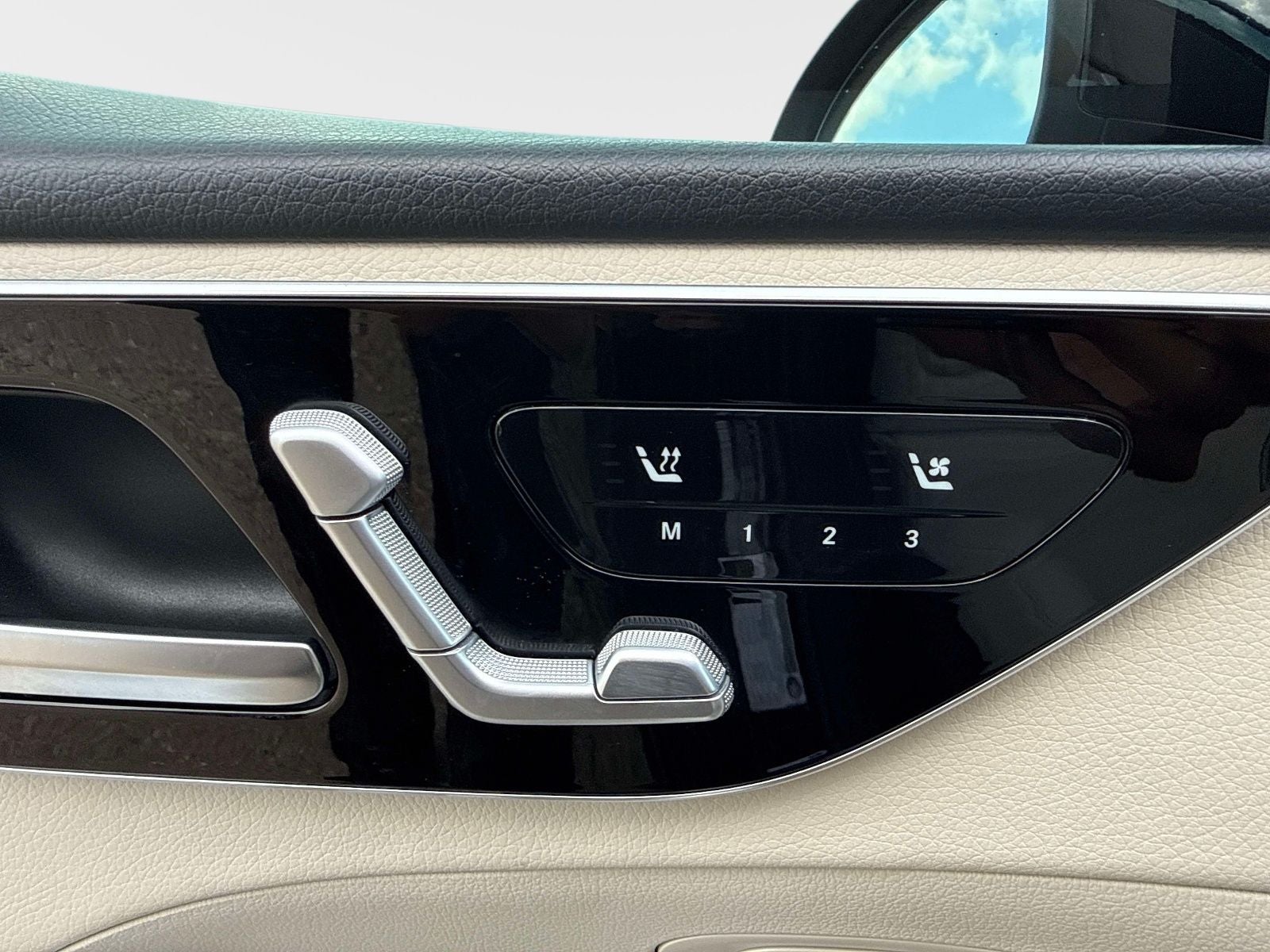 2022 Mercedes-Benz C-Class C 300