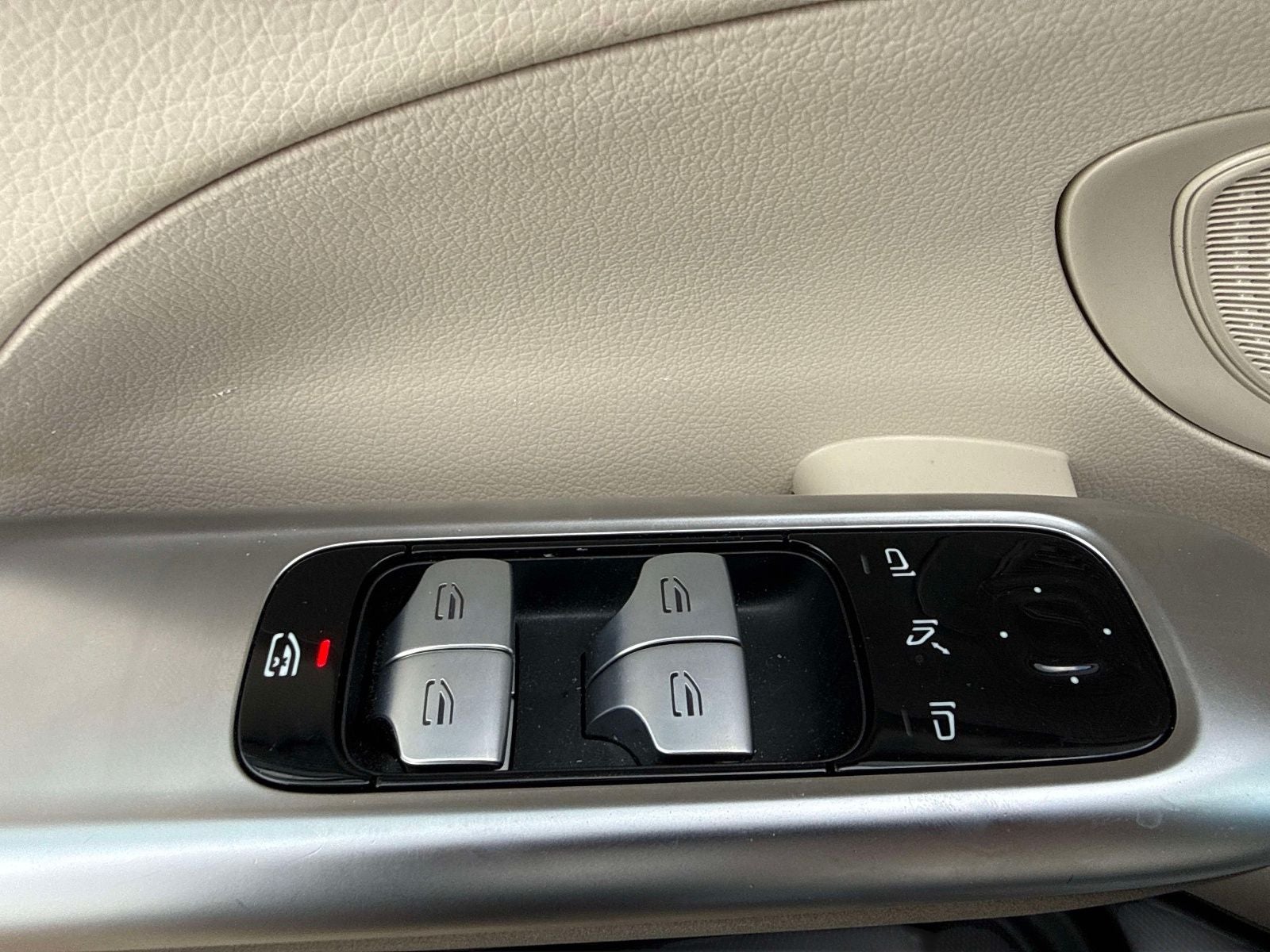 2022 Mercedes-Benz C-Class C 300