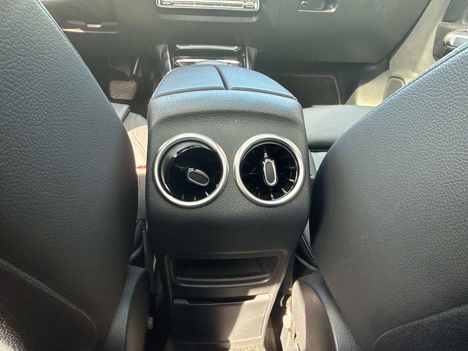 2023 Mercedes-Benz GLB GLB 250