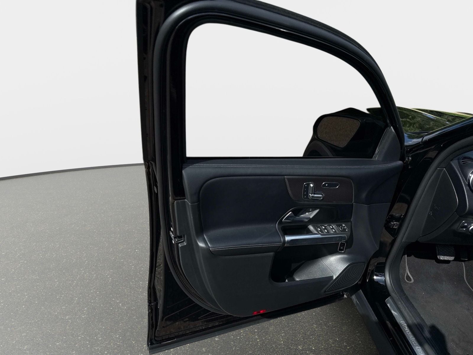 2023 Mercedes-Benz GLB GLB 250