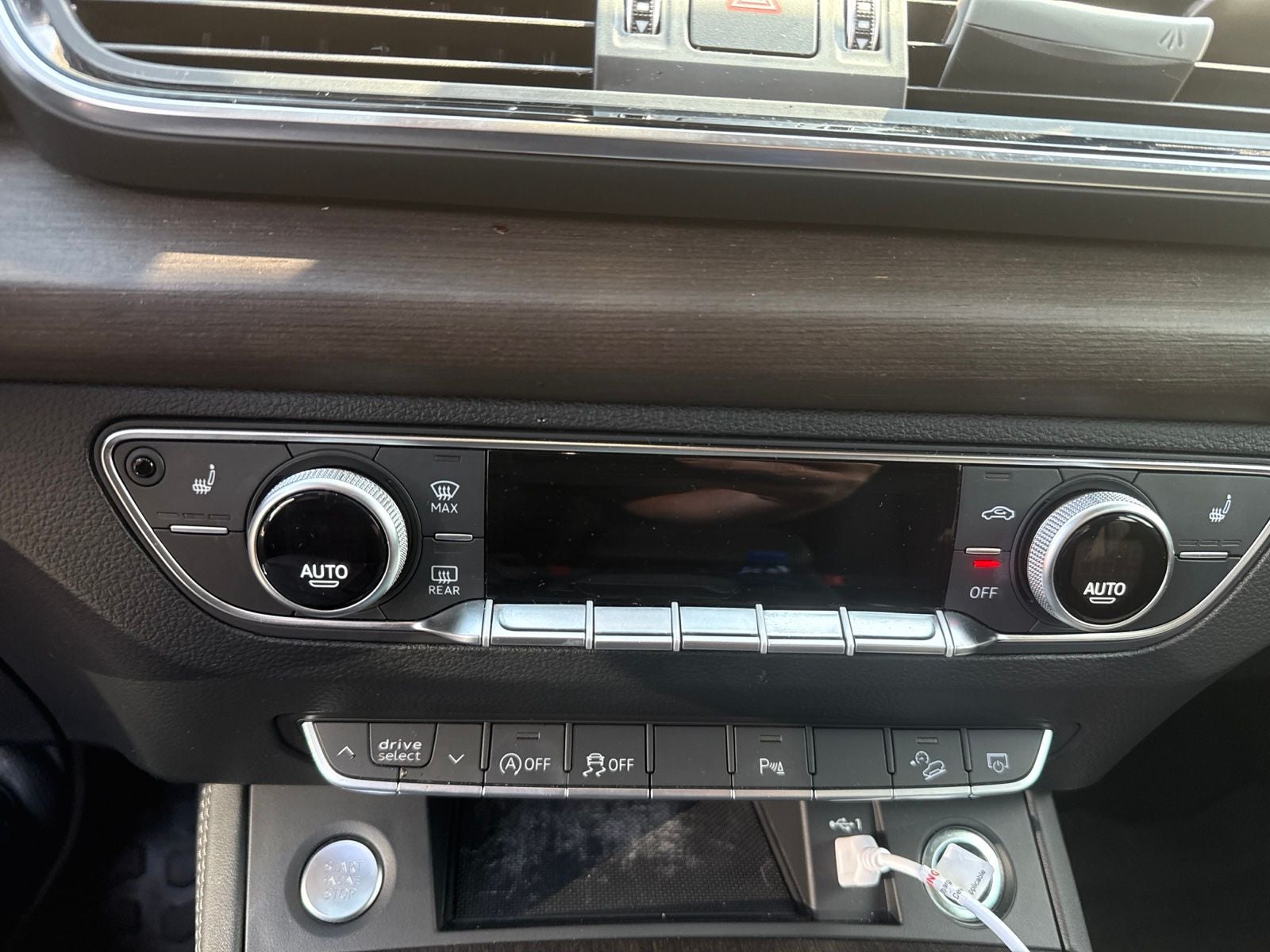 2023 Audi Q5 40 Premium Plus quattro