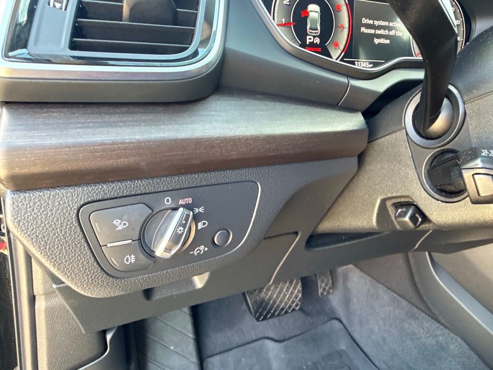 2023 Audi Q5 40 Premium Plus quattro